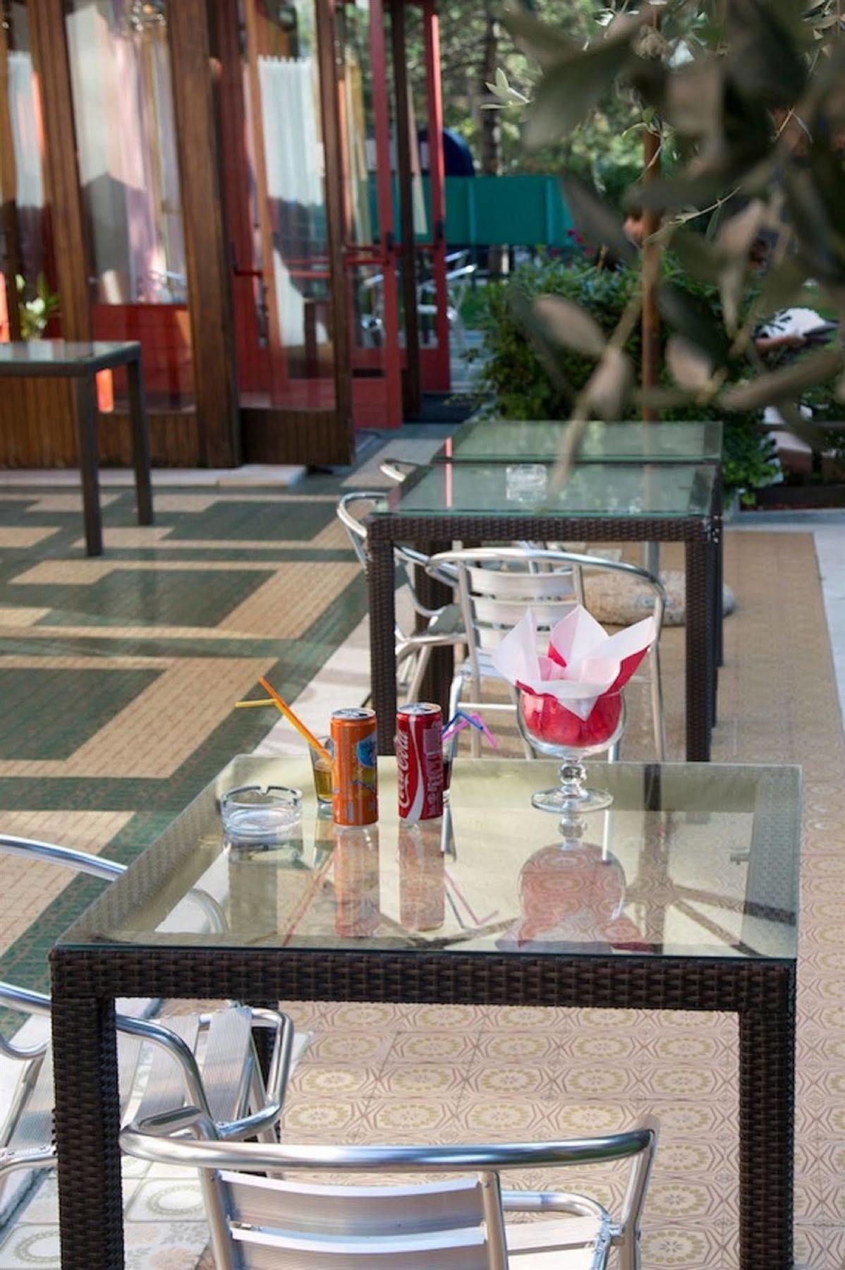 Hotel Plaza กราโด ภายนอก รูปภาพ